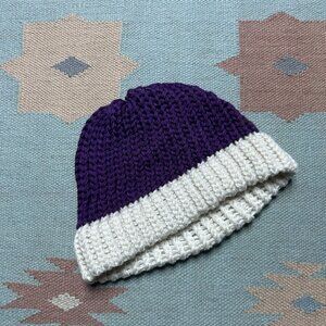 Vintage crochet knit beanie hand made purple white snow toboggan soft adult OSFA